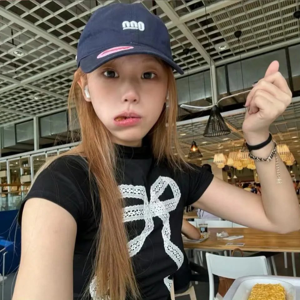 歌舞团的女人们